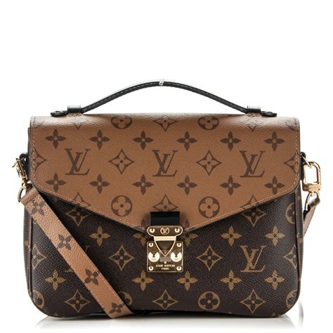 lv reverse monogram.